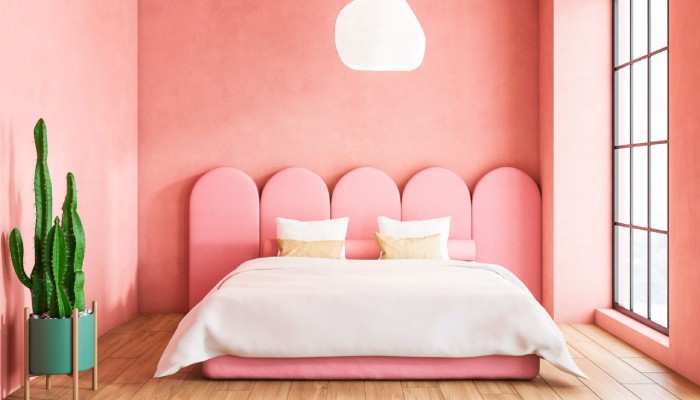 warna cat Coral kamar yang bagus untuk perempuan