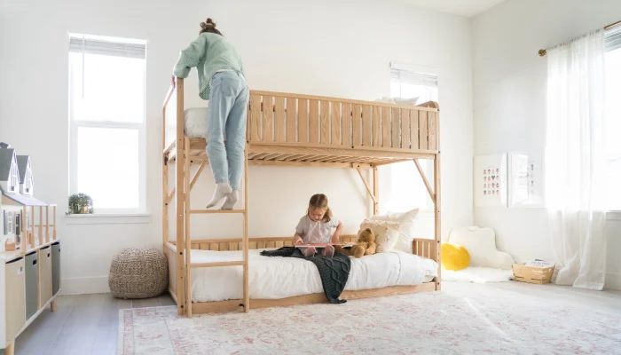 desain tempat tidur anak perempuan bertingkat kayu