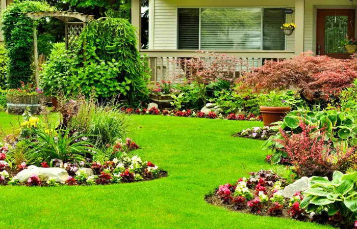 model taman depan rumah luas pot bunga